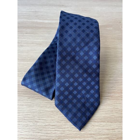 Kenneth Cole Reaction Blue Geometric Designer Tie - Picture 1 of 6